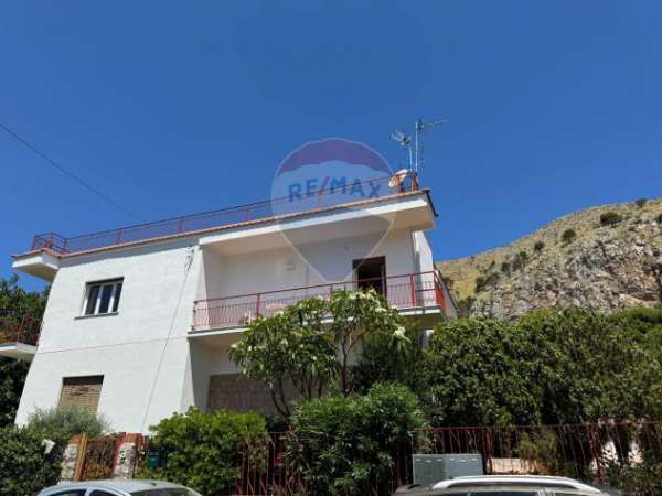 Foto Appartamento in affitto a Palermo, Mondello