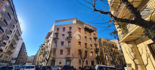 Foto Appartamento in affitto a Palermo