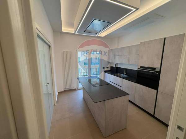 Foto Appartamento in affitto a Palermo
