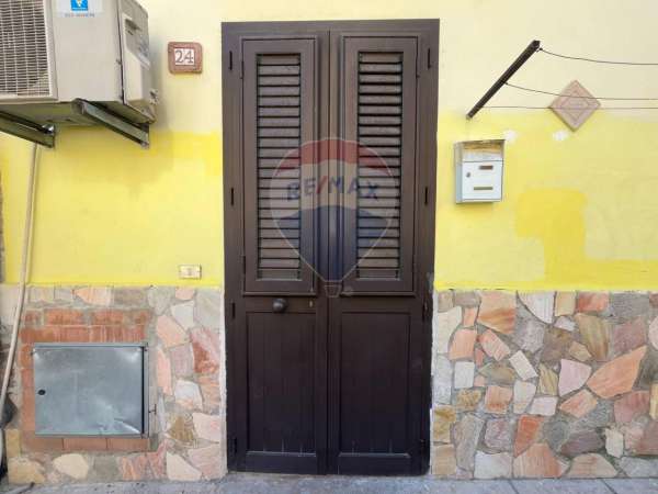 Foto Appartamento in affitto a Palermo