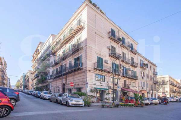 Foto Appartamento in affitto a Palermo
