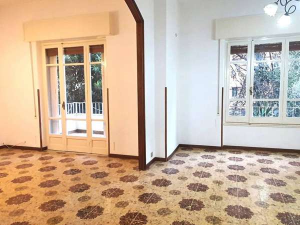 Foto Appartamento in affitto a Palermo