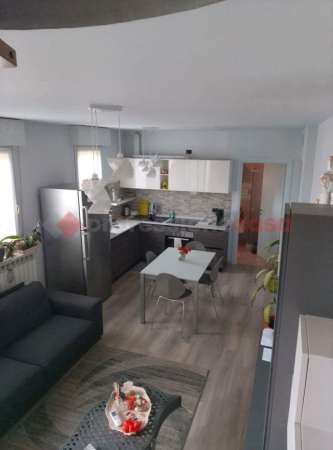 Foto Appartamento in affitto a Parabiago