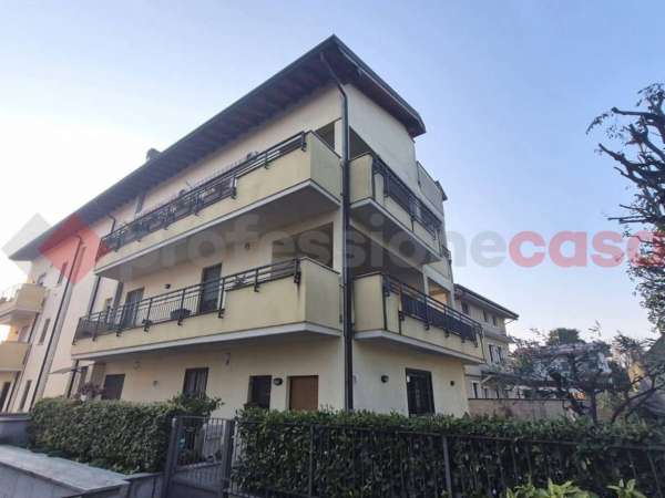 Foto Appartamento in affitto a Parabiago