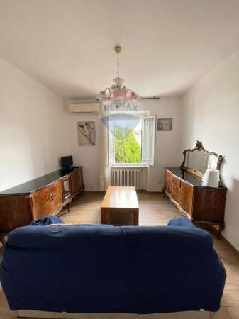 Foto Appartamento in affitto a Pavia