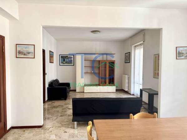 Foto Appartamento in affitto a Piacenza