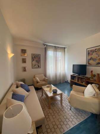 Foto Appartamento in affitto a Pietrasanta 50 mq  Rif: 1054785