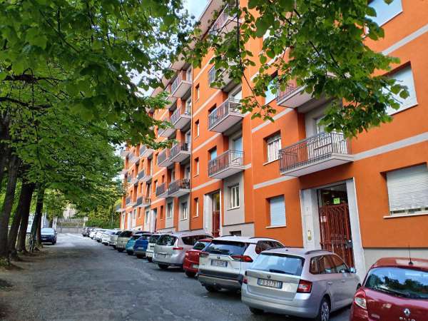 Foto Appartamento in affitto a Pinerolo