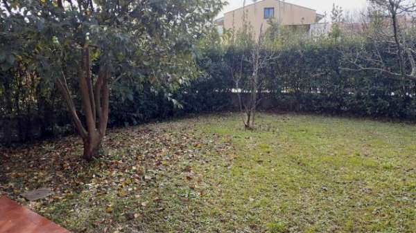 Foto Appartamento in affitto a Pisa 101 mq  Rif: 1391150