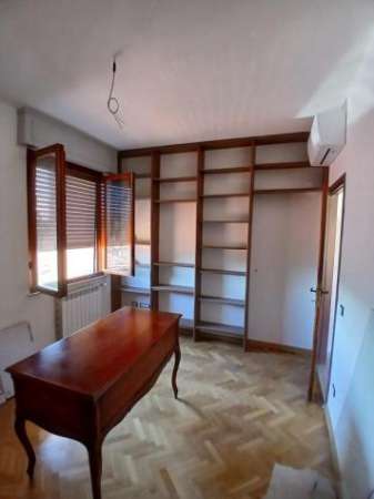 Foto Appartamento in affitto a Pisa 12 mq  Rif: 1350175