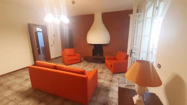 Foto Appartamento in affitto a Pisa 120 mq  Rif: 1033713