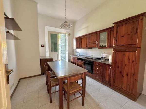 Foto Appartamento in affitto a Pisa 120 mq  Rif: 1340183