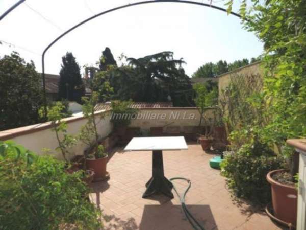 Foto Appartamento in affitto a Pisa 140 mq  Rif: 1367910