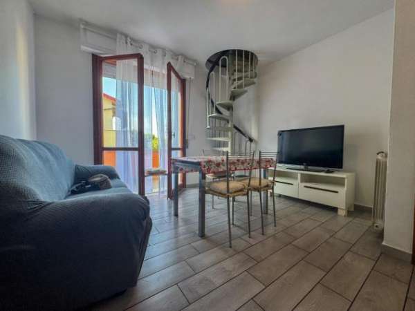 Foto Appartamento in affitto a Pisa 70 mq  Rif: 1339563