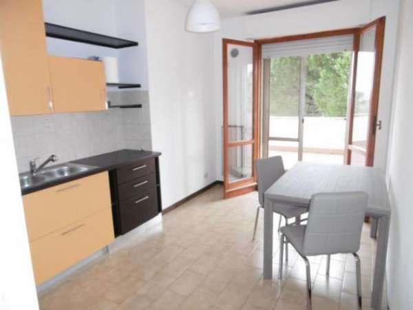 Foto Appartamento in affitto a Pisa 85 mq  Rif: 1269679