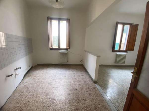 Foto Appartamento in affitto a Pistoia
