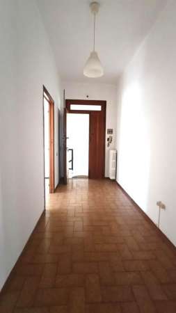 Foto Appartamento in affitto a Pistoia