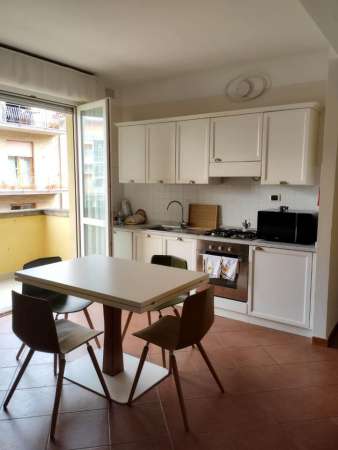 Foto Appartamento in affitto a Pistoia