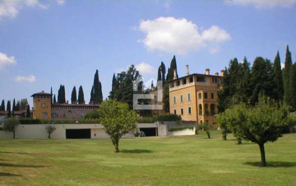 Foto Appartamento in Affitto a Polpenazze del Garda