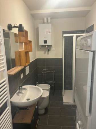 Foto Appartamento in affitto a Pontedera 53 mq  Rif: 1331938
