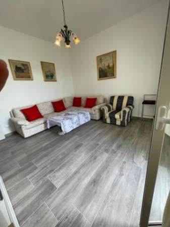 Foto Appartamento in affitto a Pontedera 70 mq  Rif: 1269964