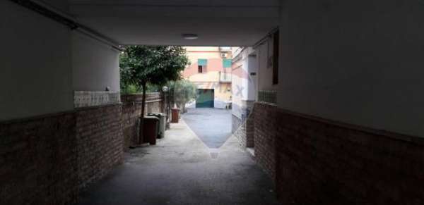Foto Appartamento in affitto a Portici - 1 locale 100mq