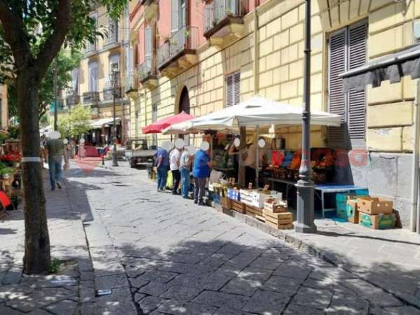 Foto Appartamento in affitto a Portici - 3 locali 60mq