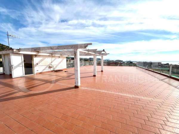 Foto Appartamento in affitto a Pozzuoli