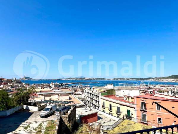 Foto Appartamento in affitto a Pozzuoli