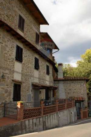 Foto Appartamento in affitto a Reggello - 3 locali 51mq