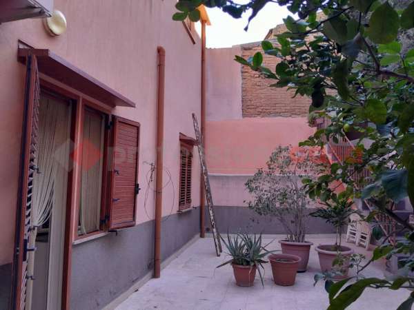 Foto Appartamento in affitto a Reggio Calabria