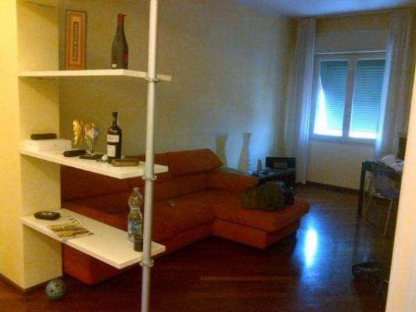 Foto Appartamento in affitto a Reggio Emilia - 4 locali 118mq