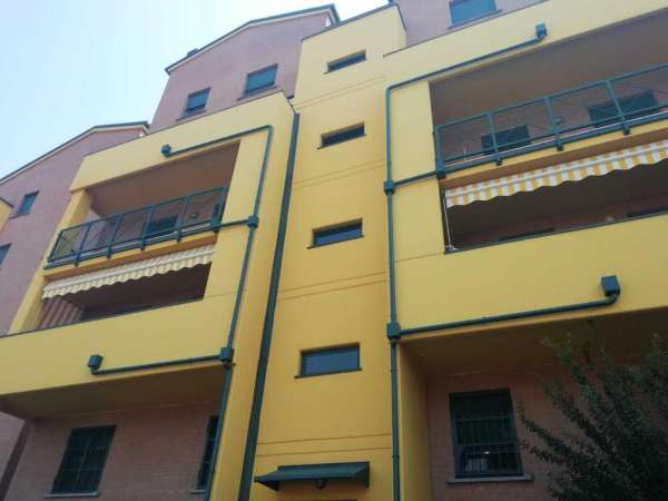Foto Appartamento in affitto a Reggio Emilia