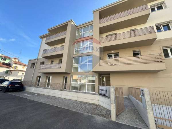 Foto Appartamento in affitto a Reggio Emilia