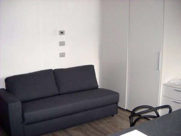 Foto Appartamento in affitto a Reggio Emilia