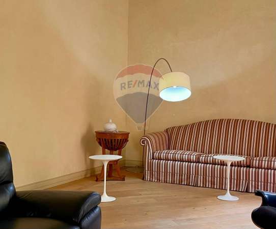 Foto Appartamento in affitto a Reggio Emilia