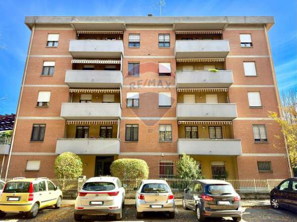 Foto Appartamento in affitto a Reggio Emilia