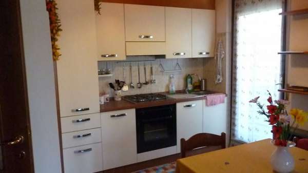 Foto Appartamento in Affitto a Rho Rho