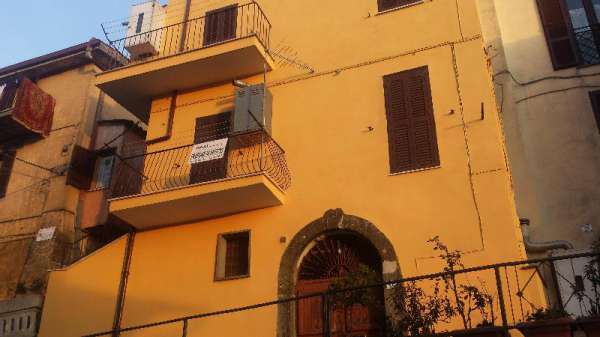 Foto Appartamento in Affitto a Rocca Priora Largo Pallotti