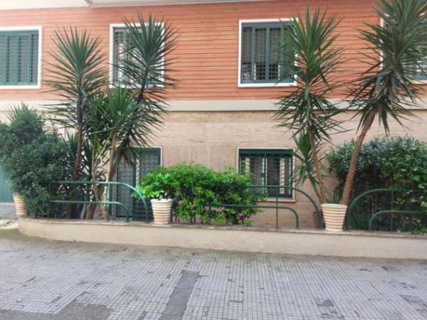 Foto Appartamento in affitto a Roma - 1 locale 43mq