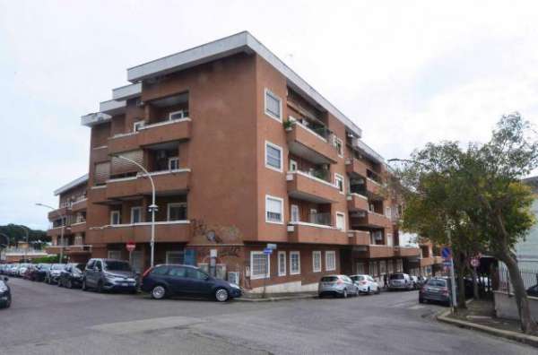 Foto Appartamento in affitto a Roma - 4 locali 135mq