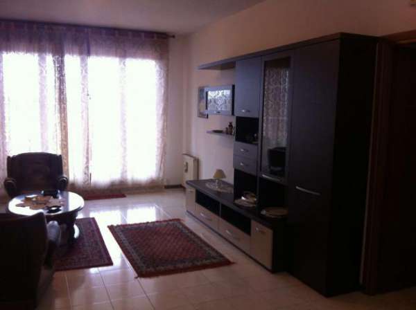 Foto Appartamento in affitto a Roma - 4 locali 140mq