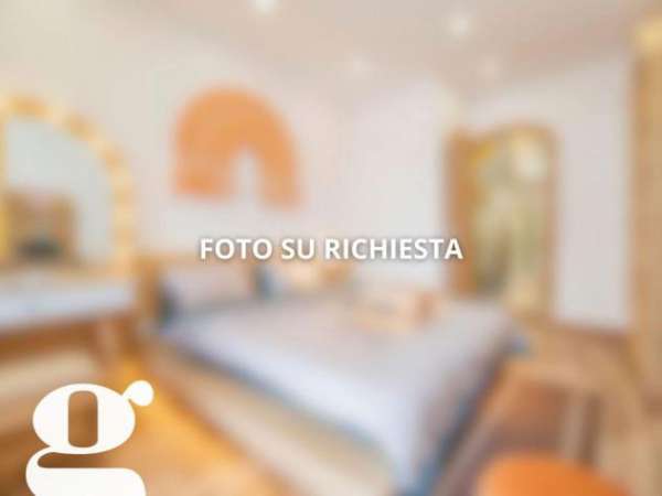 Foto Appartamento in affitto a Roma - 4 locali 180mq