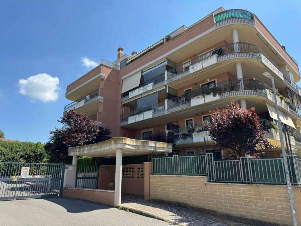 Foto Appartamento in affitto a Roma