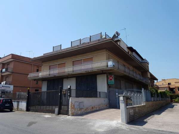 Foto Appartamento in affitto a Roma