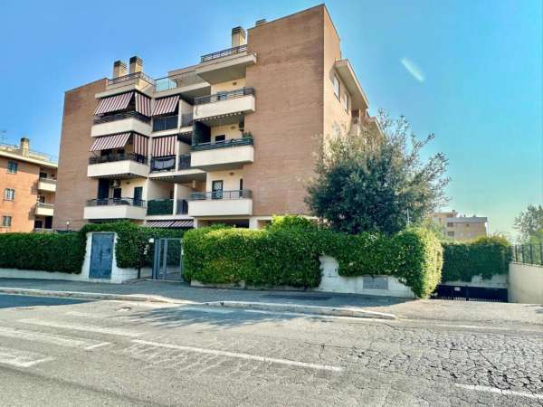 Foto Appartamento in affitto a Roma