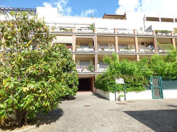 Foto Appartamento in affitto a Roma