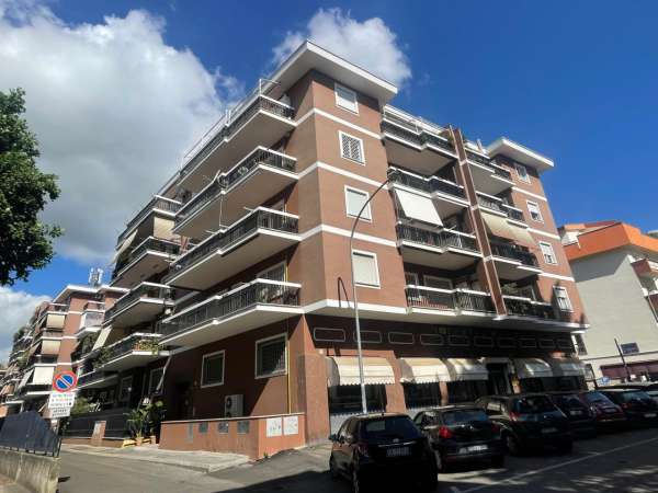 Foto Appartamento in affitto a Roma