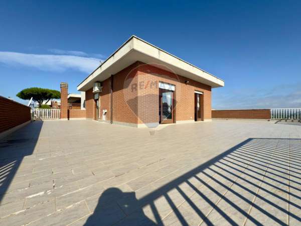 Foto Appartamento in affitto a Roma