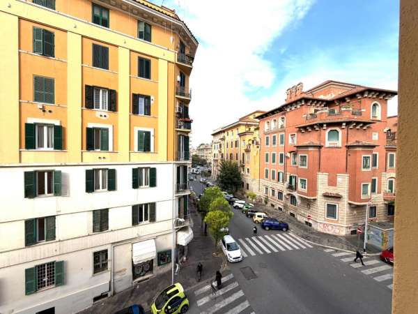 Foto Appartamento in affitto a Roma